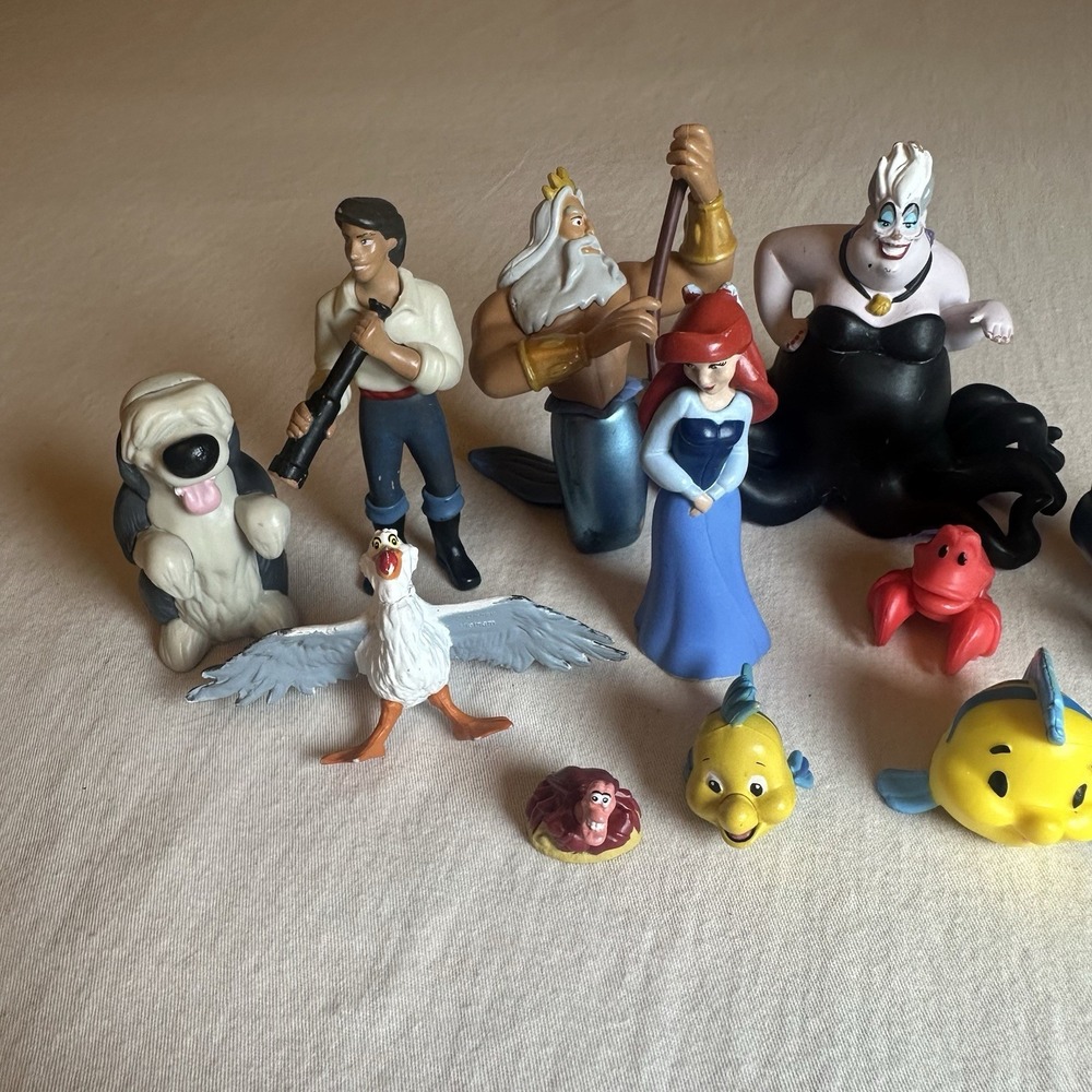 LITTLE MERMAID Figure Play Set DISNEY PVC TOY Ariel SEBASTIAN Flounder URSULA - Picture 5 of 9